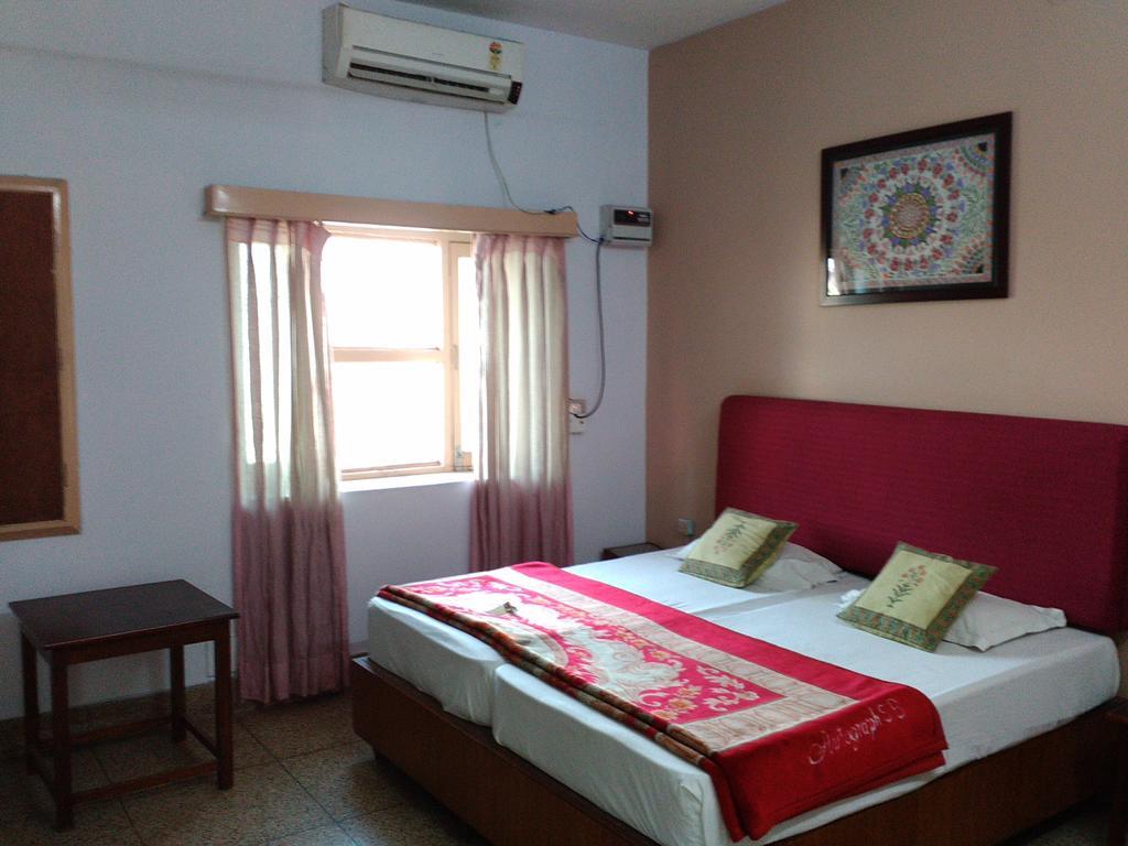 Hotel Ajaya Varanasi Cameră foto