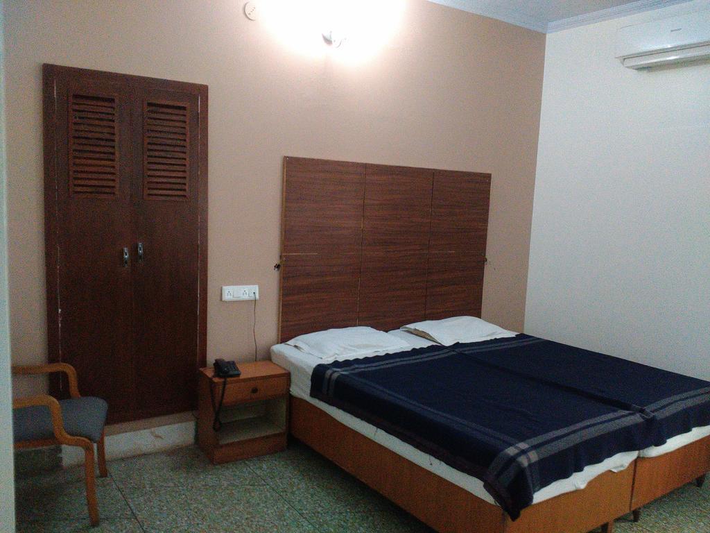 Hotel Ajaya Varanasi Cameră foto