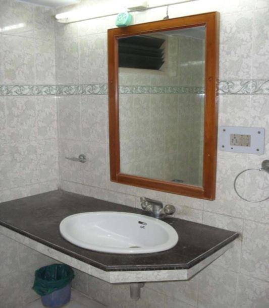 Hotel Ajaya Varanasi Cameră foto